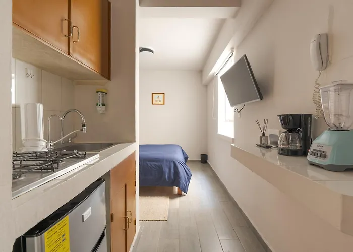 Affordable Little Private Room, Polanco :) Apartment *